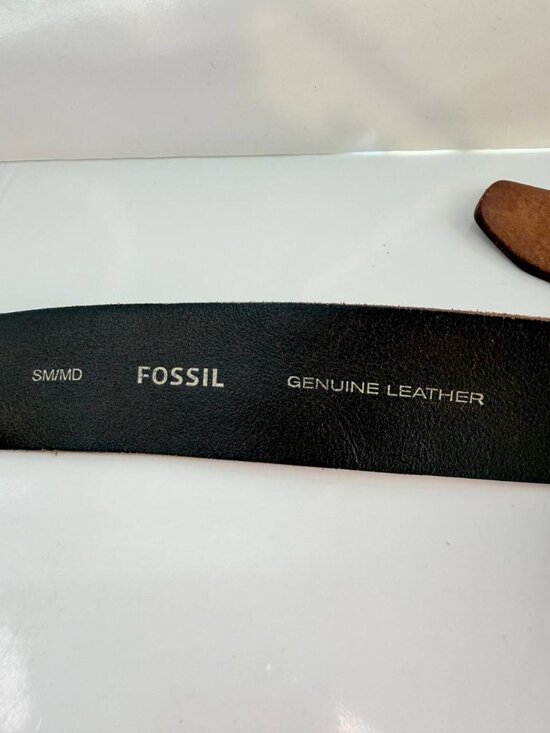 Fossil Vintage Leather Belt – Size ~36–38 – Distressed Finish - Picture 7 of 11